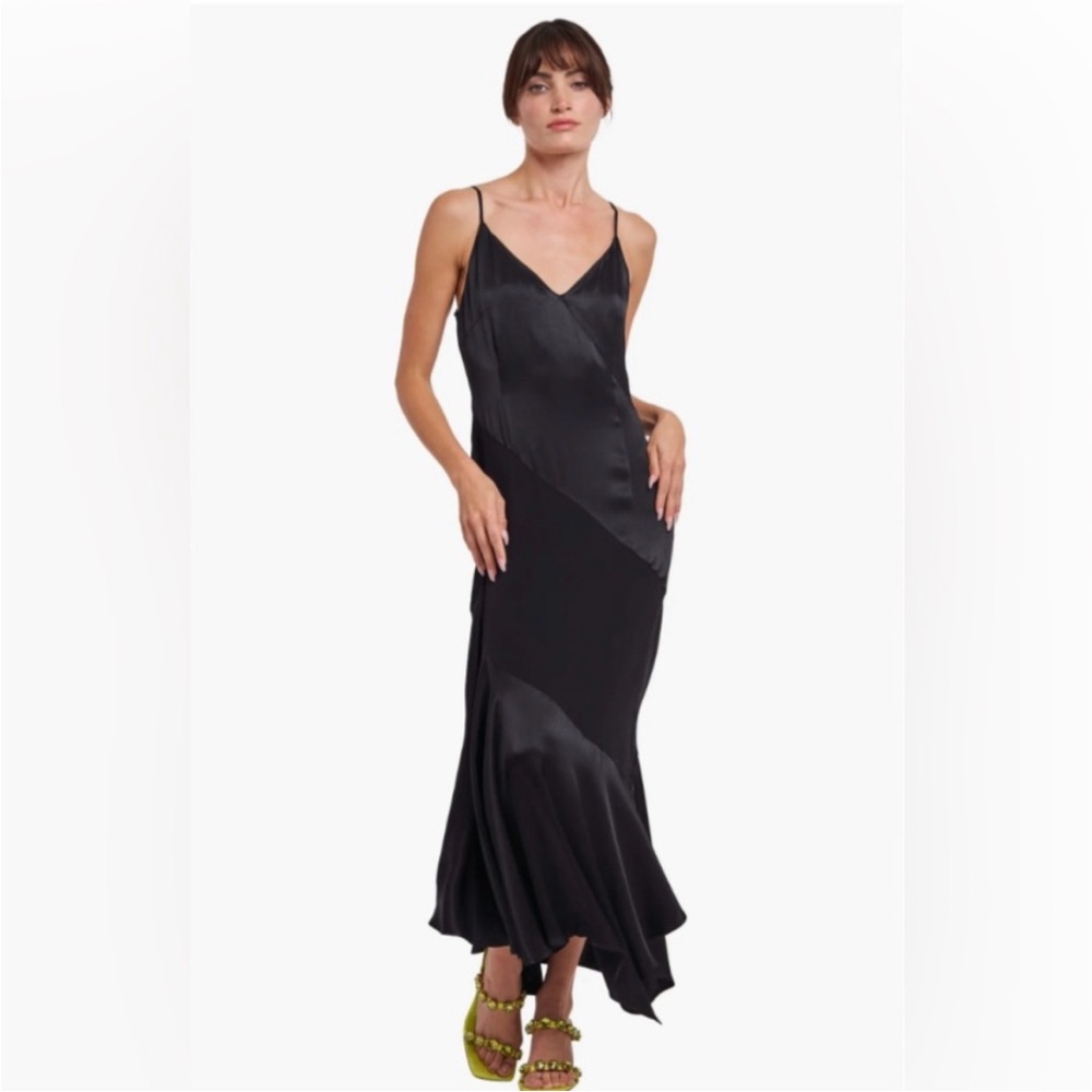 Elegant Black Maxi Dress